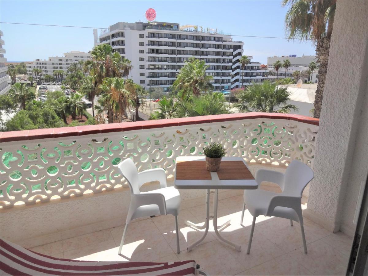 Apartment With A Large South-Facing Balcony, Sea View And Wifi In Las Americas Center Playa de las Americas  Exterior photo