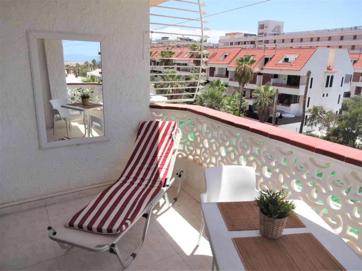 Apartment With A Large South-Facing Balcony, Sea View And Wifi In Las Americas Center Playa de las Americas  Exterior photo